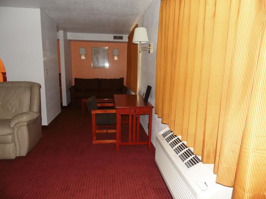 American Inn & Suites Boone Δωμάτιο φωτογραφία