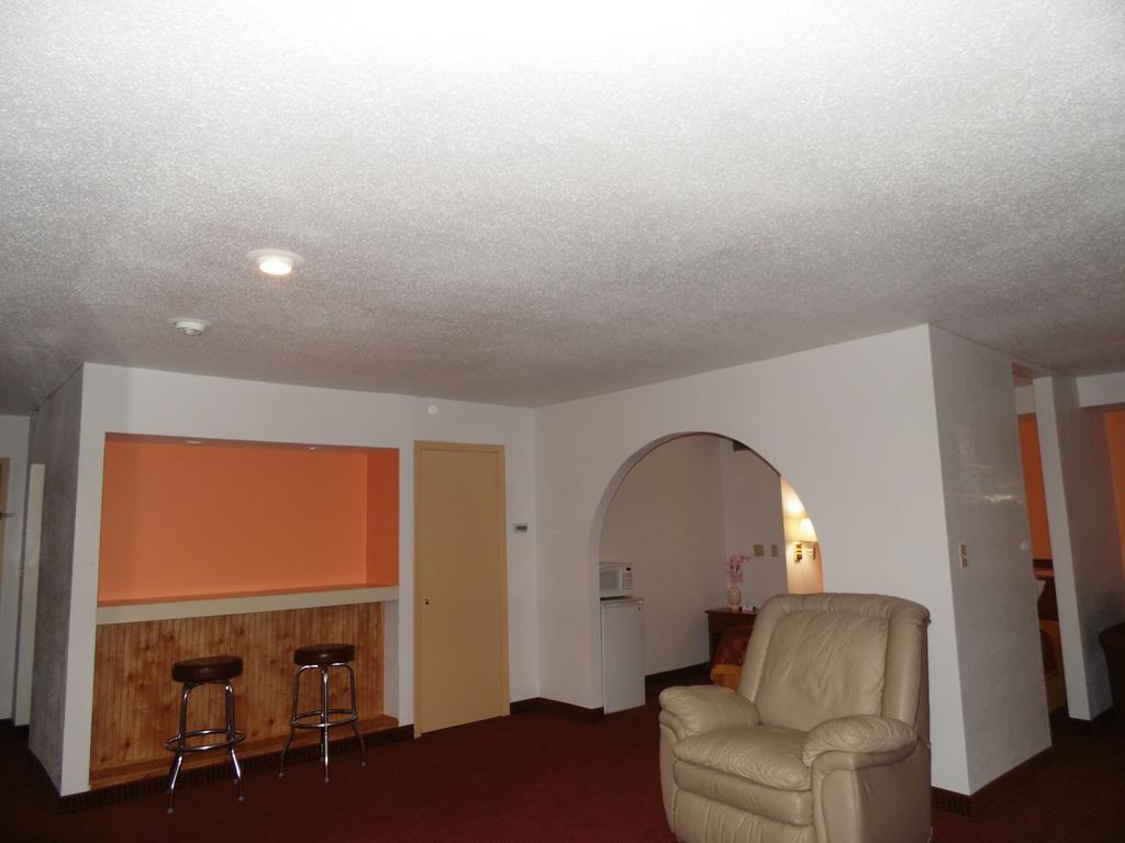 American Inn & Suites Boone Δωμάτιο φωτογραφία