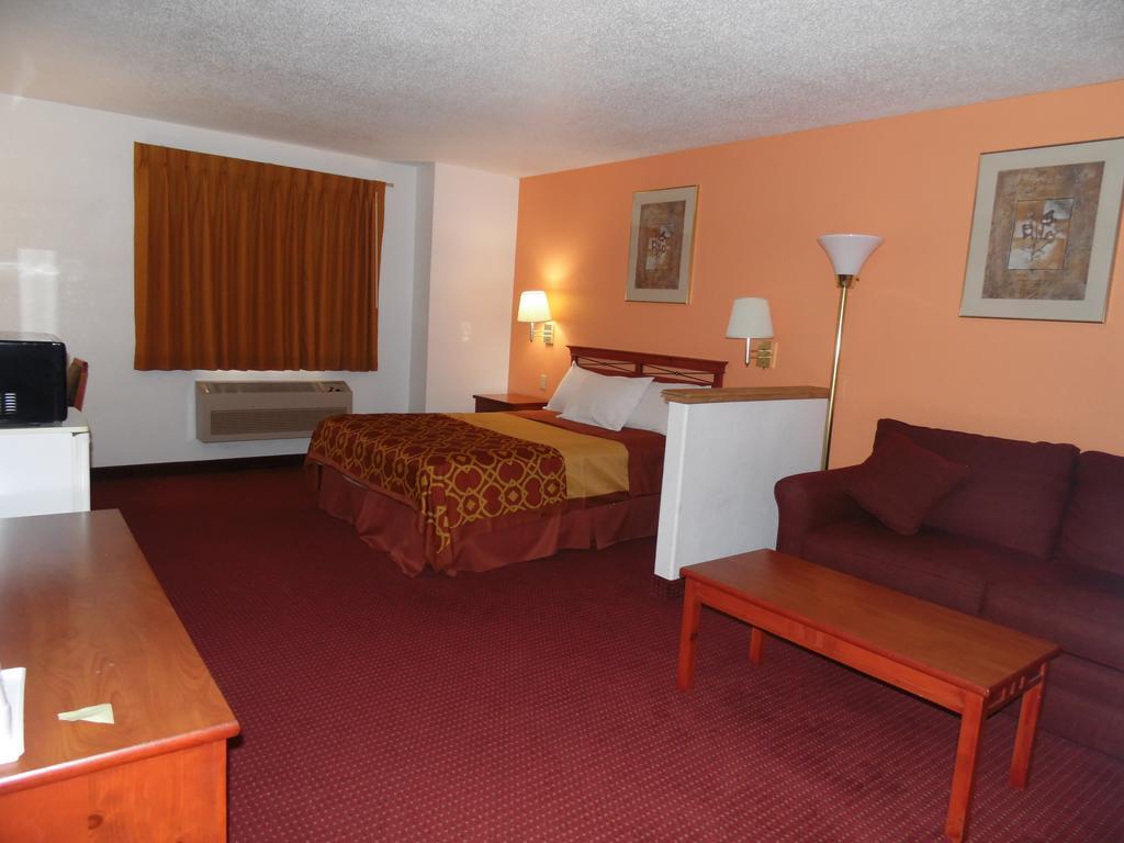American Inn & Suites Boone Δωμάτιο φωτογραφία
