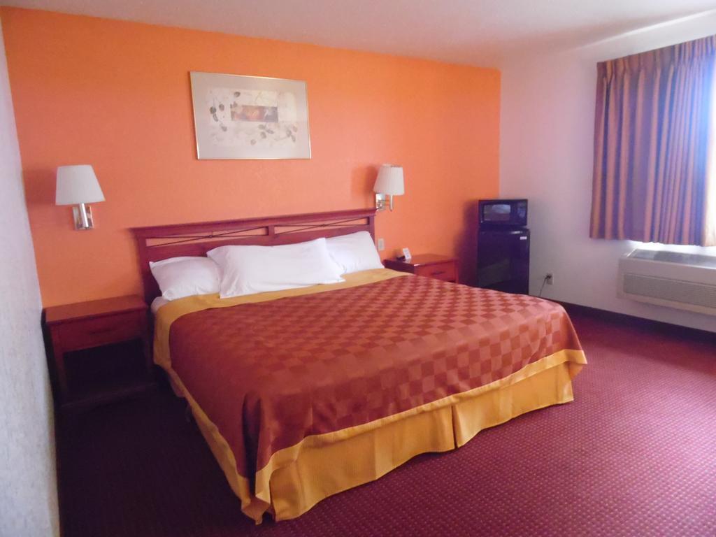 American Inn & Suites Boone Δωμάτιο φωτογραφία