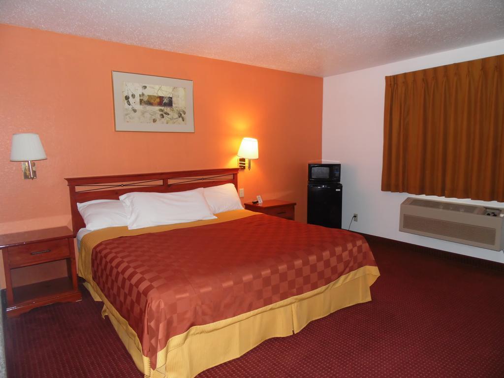 American Inn & Suites Boone Δωμάτιο φωτογραφία